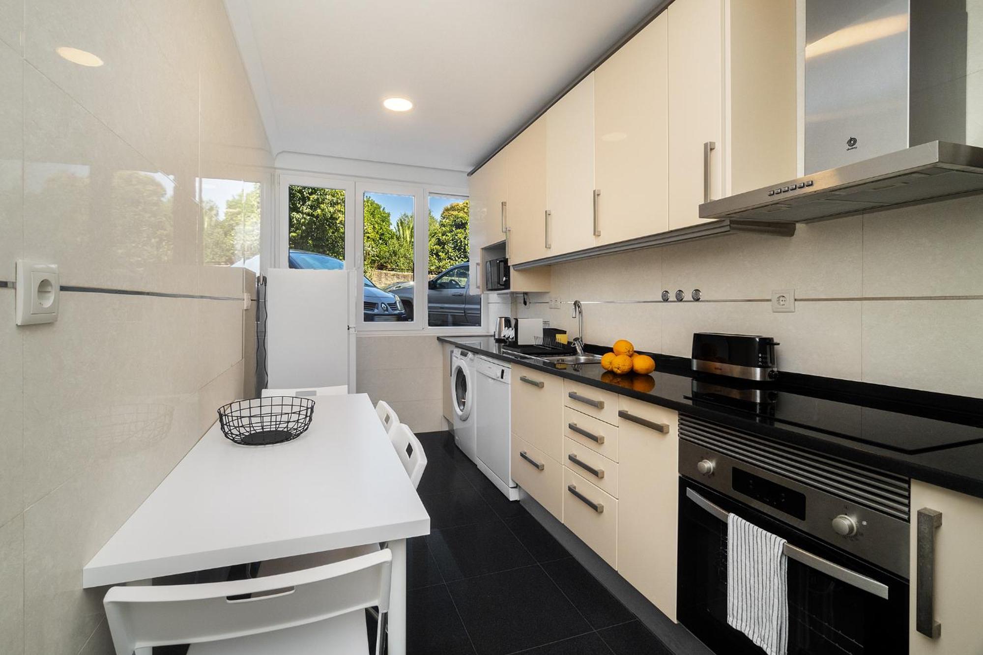 Whome Peaceful Alges Family Home Away From City Noise エクステリア 写真